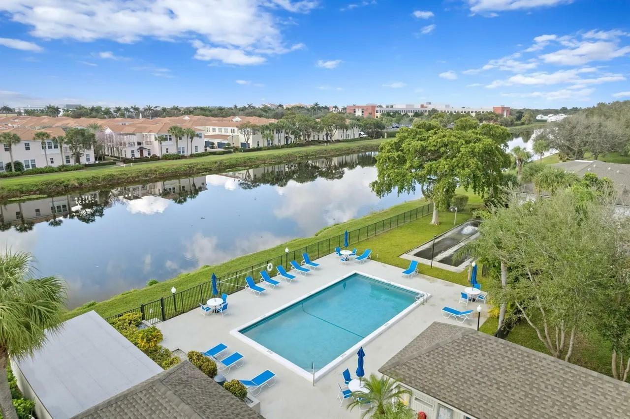 Property Photo: 3134 SW 20th Terrace D FL 33445