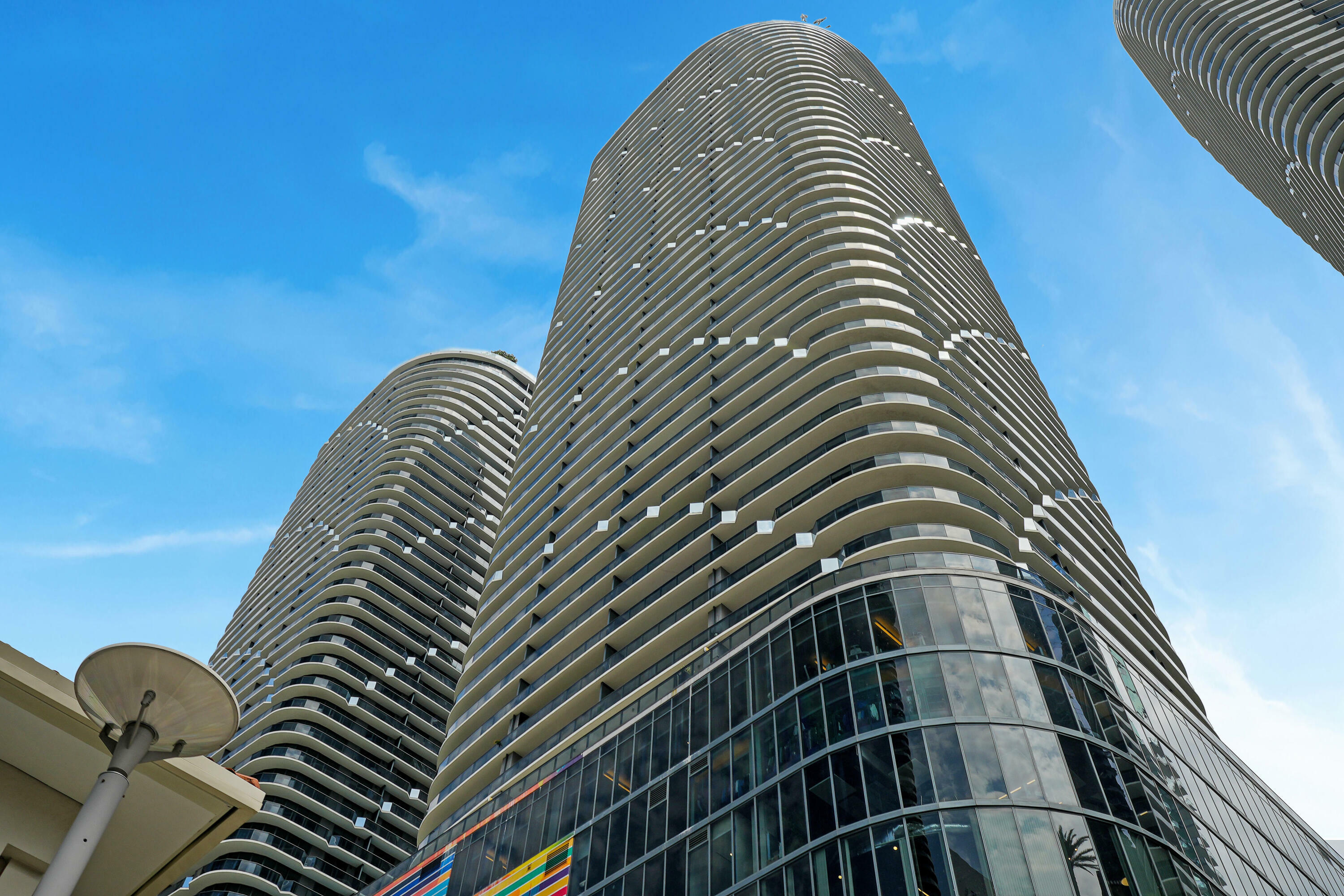 Property Photo:  55 SW 9th Street 3504  FL 33130 