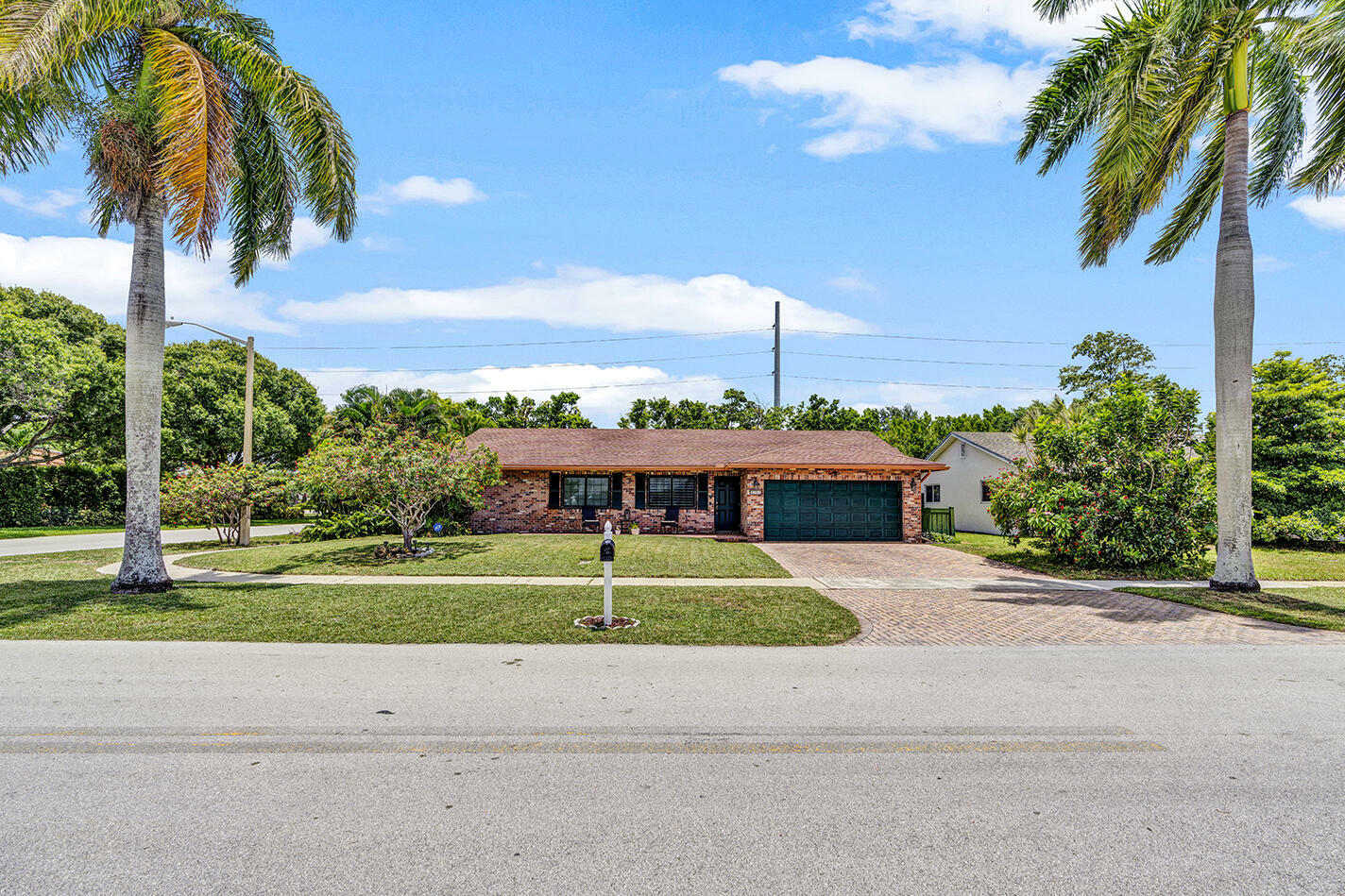 Property Photo:  2791 SW 10th Drive  FL 33442 