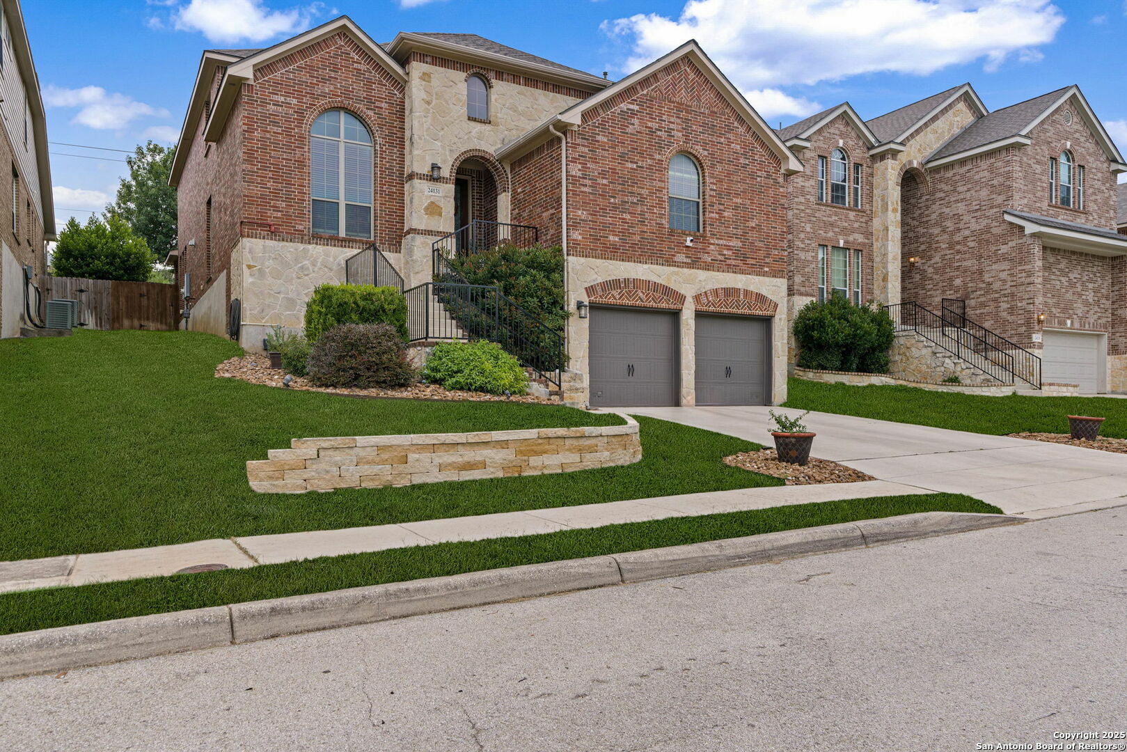 24131 Canyon Row  San Antonio TX 78260 photo