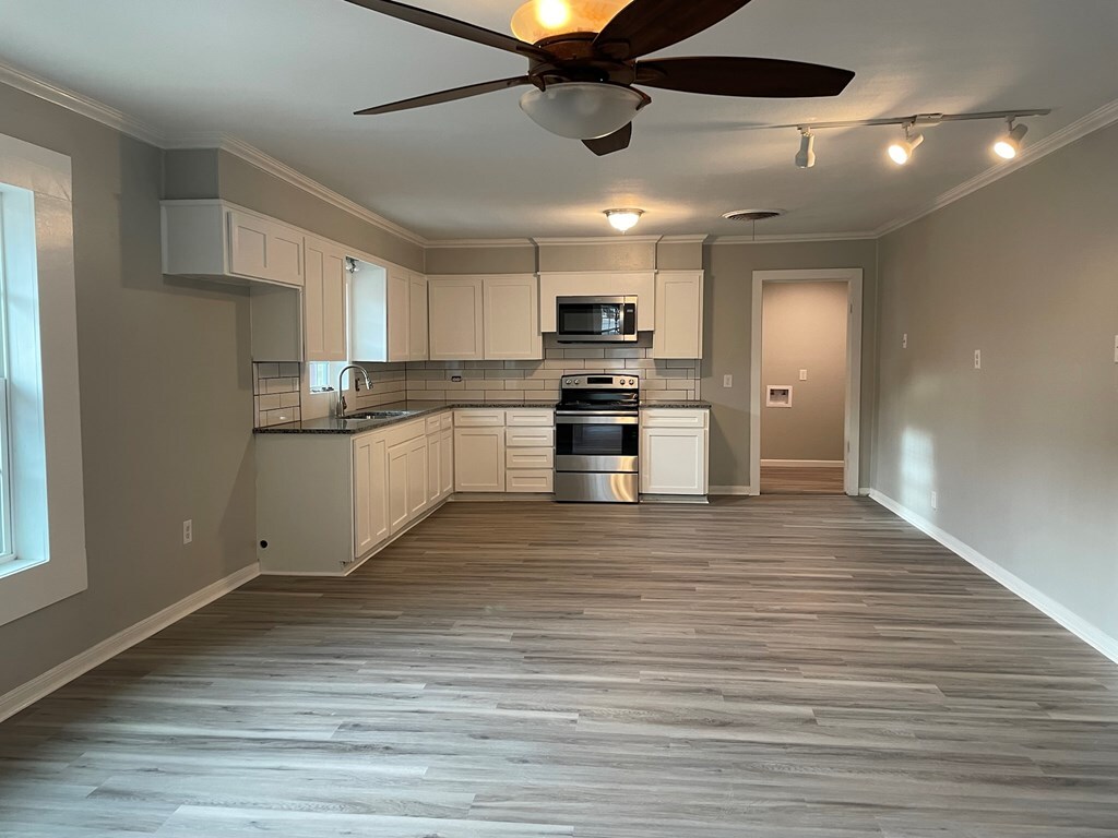 Property Photo: 2314 Waco St TX 76901