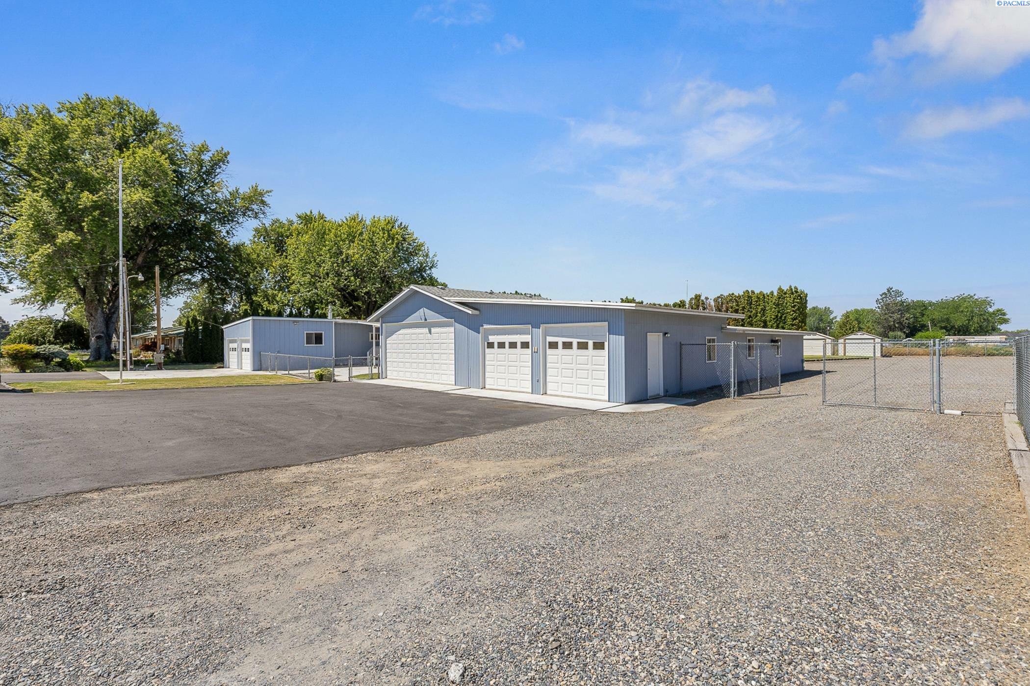 Property Photo: 2616 Rd 96 WA 99301