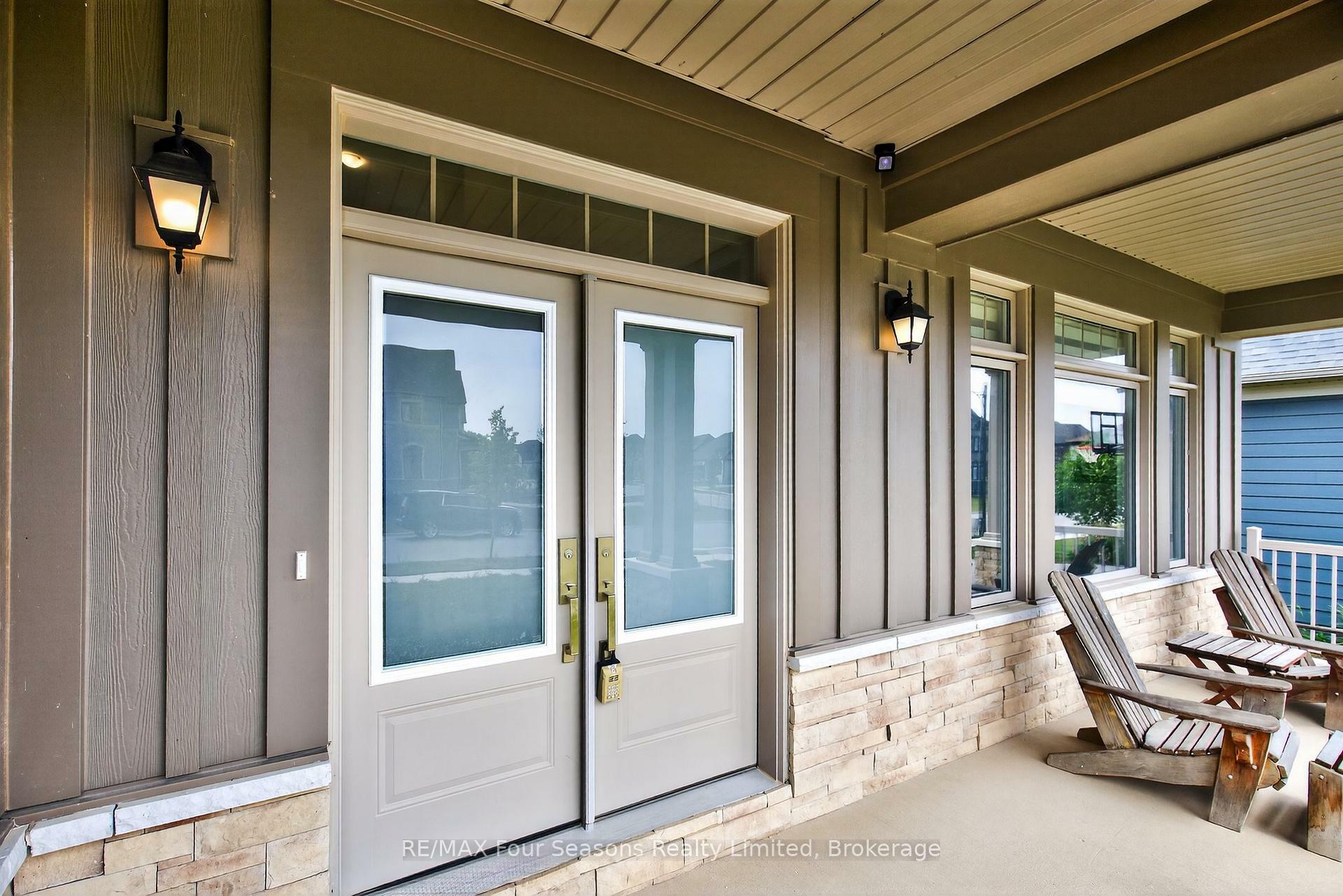Property Photo: 116 Springside Crescent ON L9Y 4P5