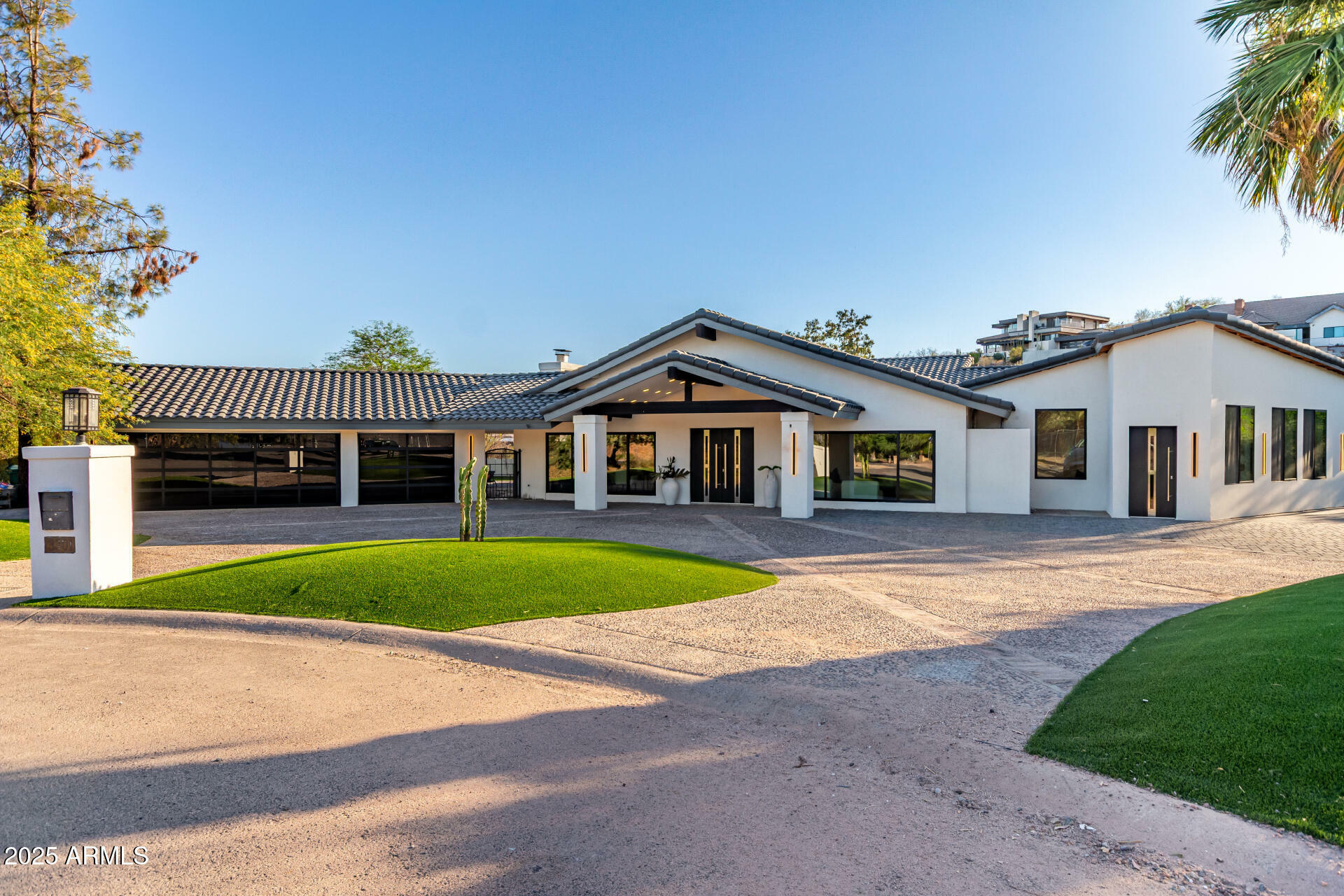 Property Photo: 3301 E Rovey Avenue AZ 85253