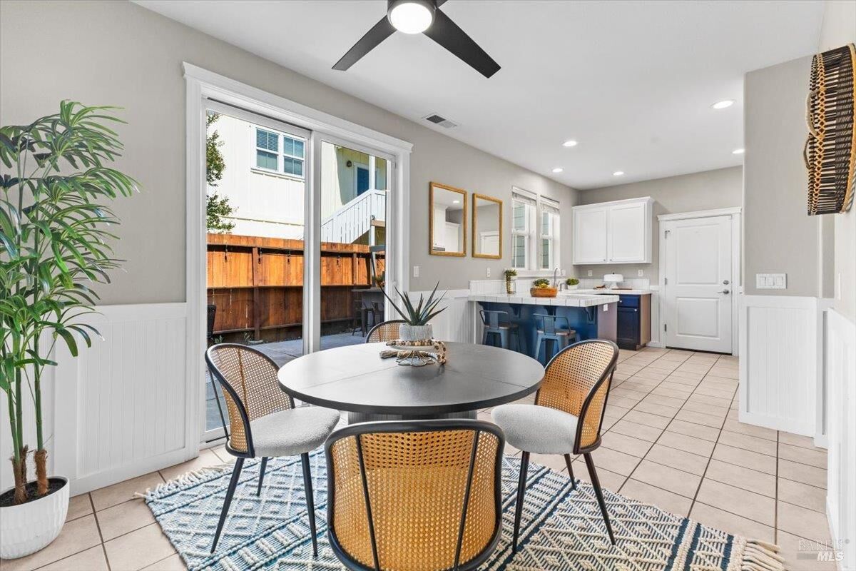 Property Photo: 2455 Prairie Lane CA 95403