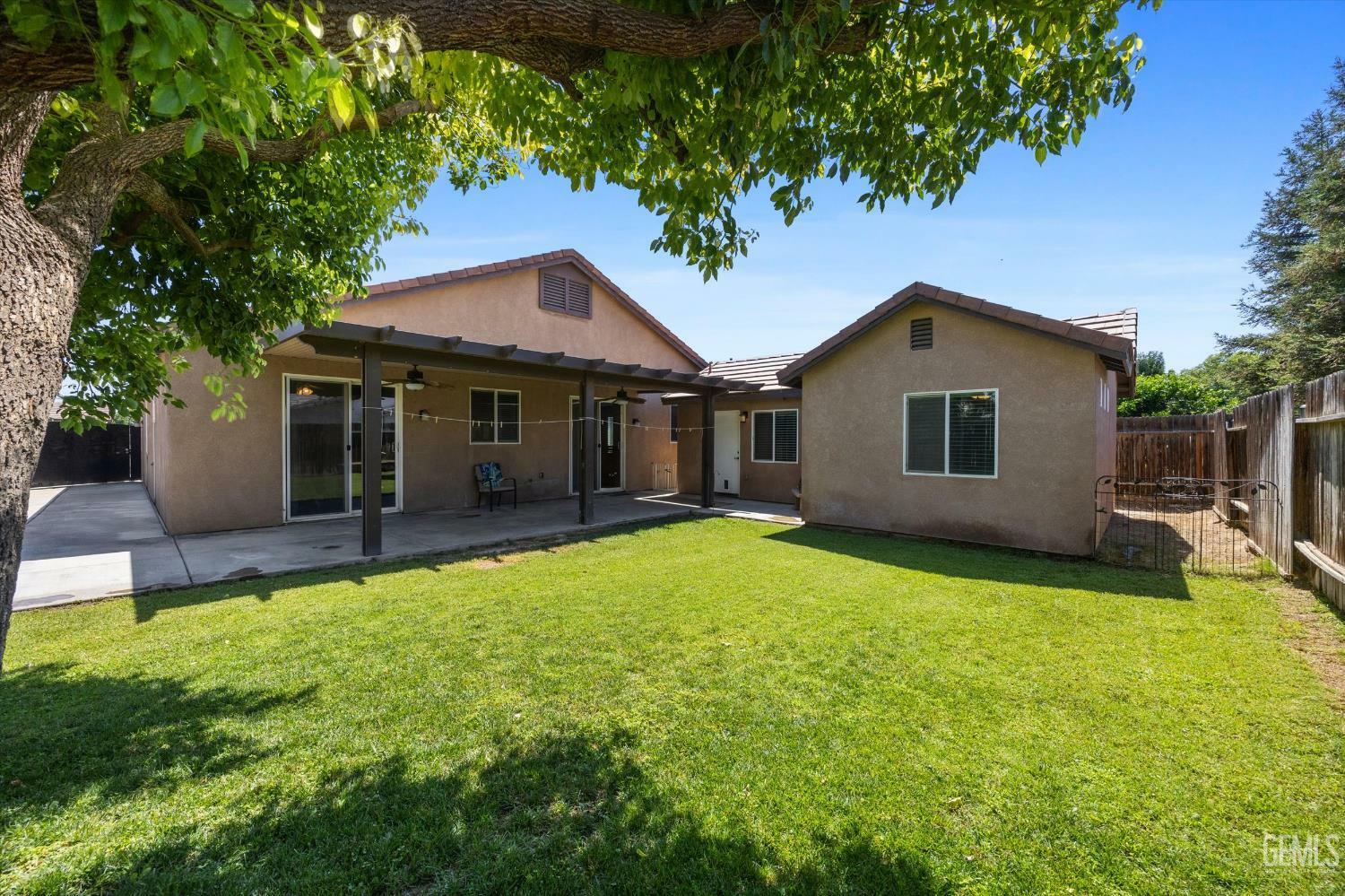 Property Photo: 6202 Ocean Jasper Drive CA 93313