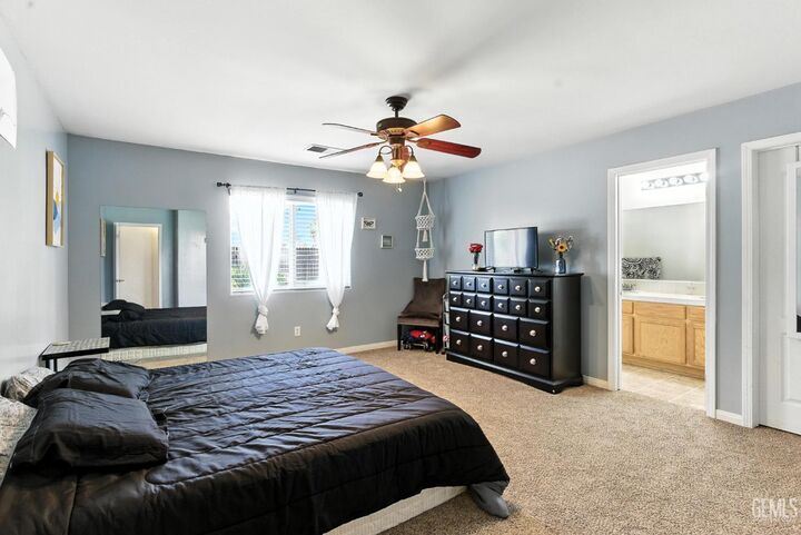 Property Photo: 12012 Cherry Valley Avenue CA 93312