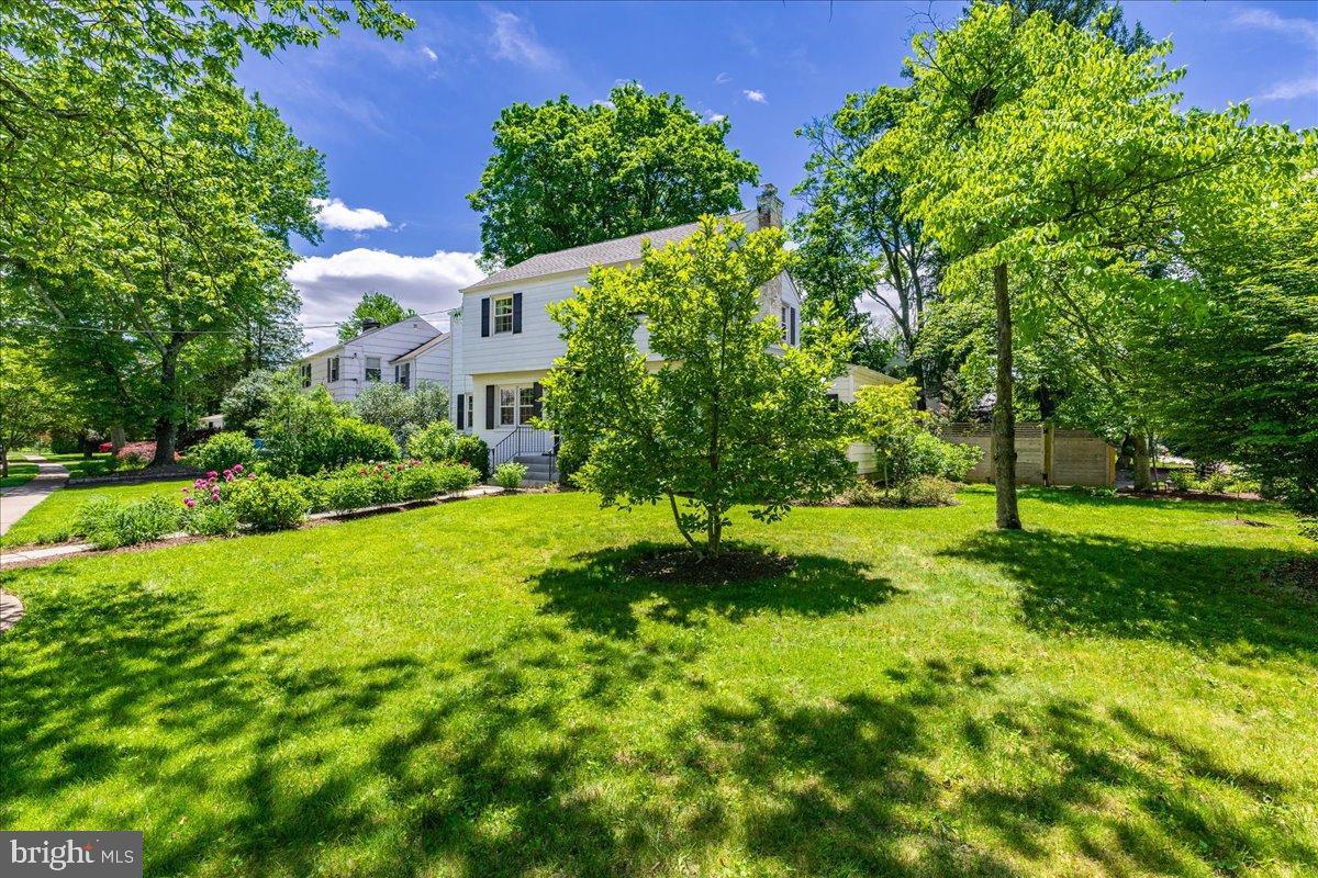 Property Photo: 151 Cedar Ln Lane NJ 08540