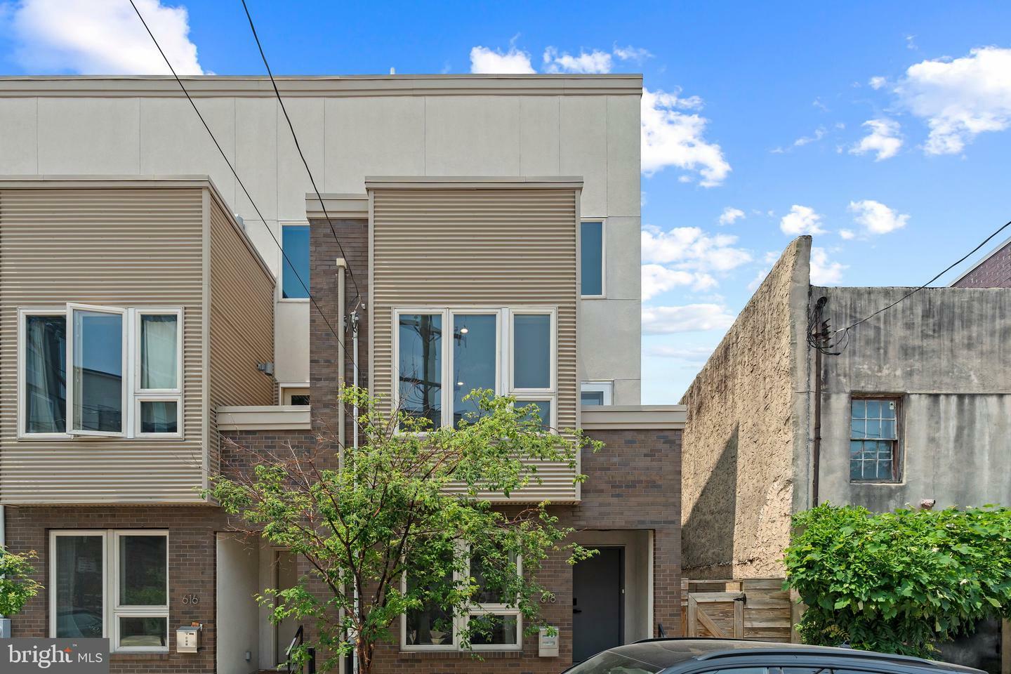 618 N American Street  Philadelphia PA 19123 photo