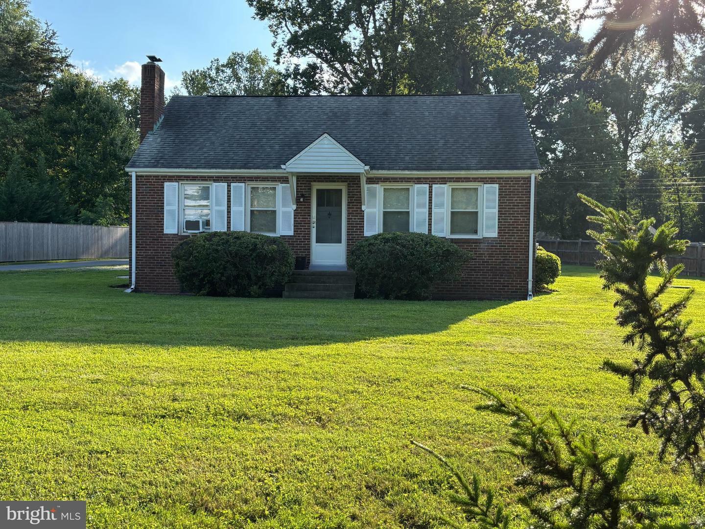 Property Photo: 650 Walker Road VA 22066
