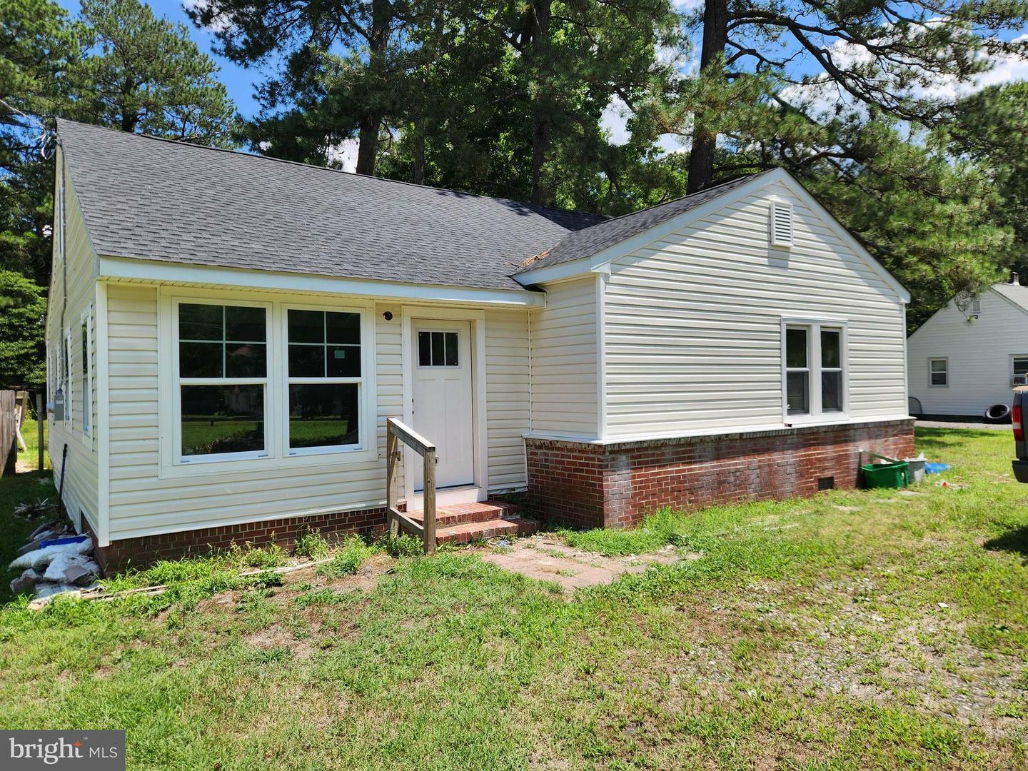 Property Photo: 507 W Main Street MD 21826