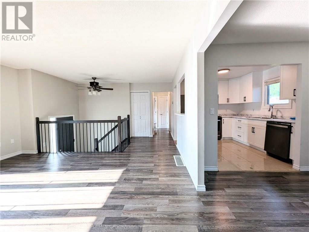 Property Photo: 17 Manchester Cres ON P3A 5H4