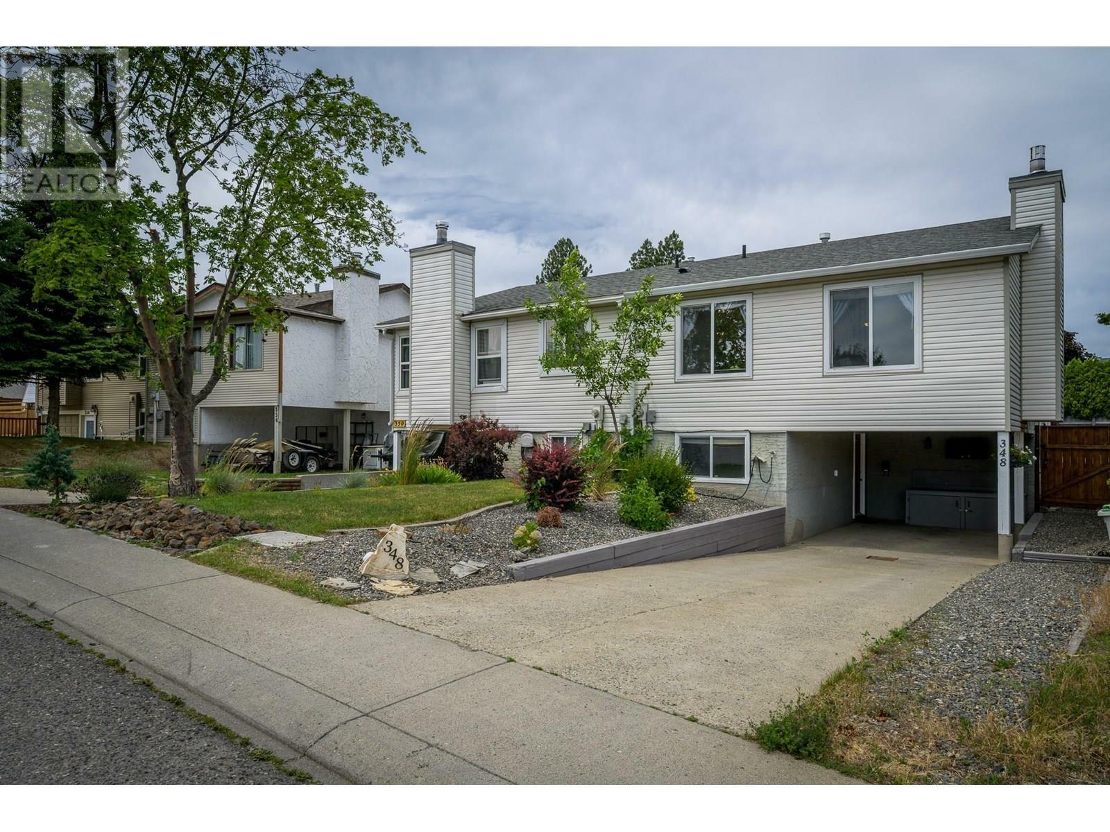 Photo de la propriété: 348 Hollyburn Drive BC V2E 1W5