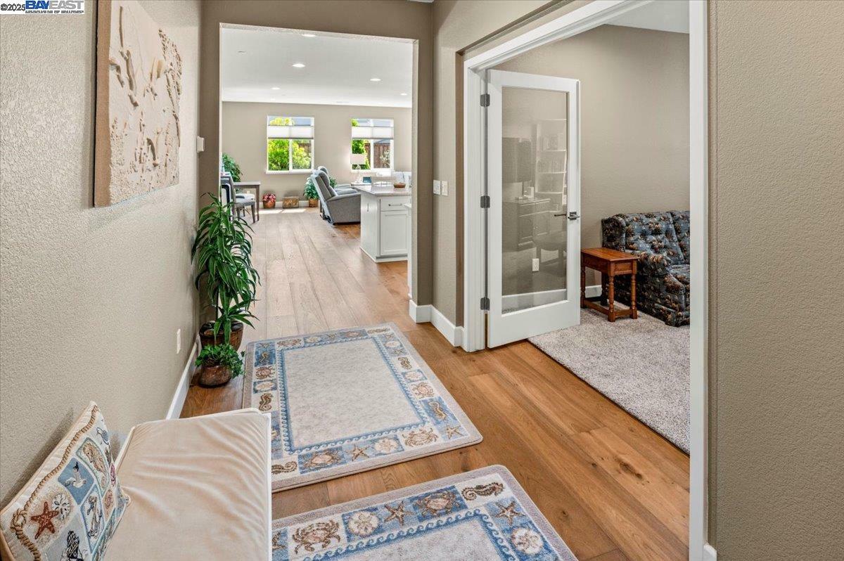 Property Photo: 6822 Spanner Ct CA 95377