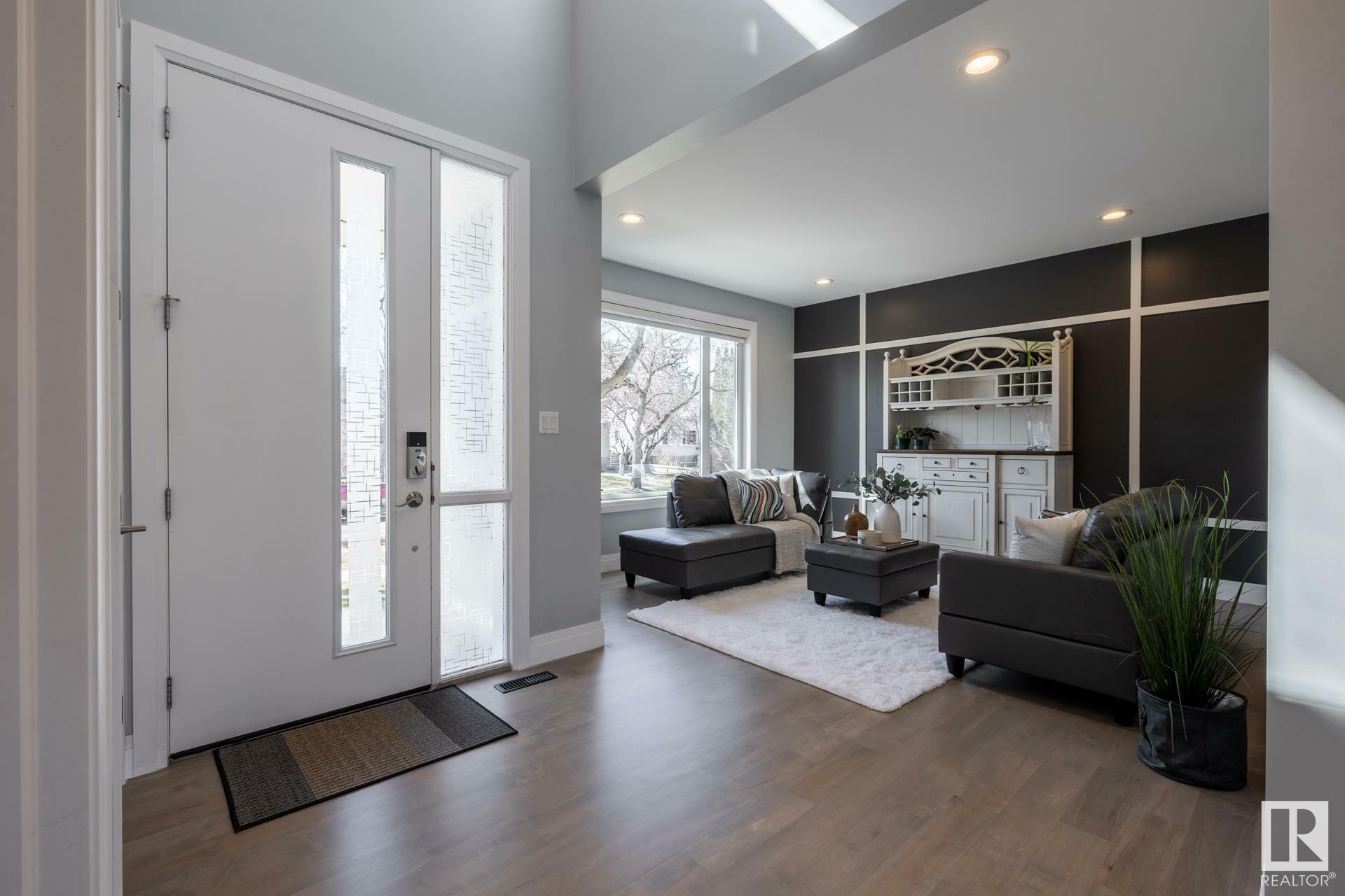 Property Photo: 10936 71 Avenue NW AB T6G 0A1