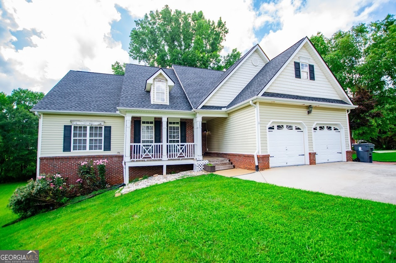 Property Photo: 117 Dylan Way GA 30110