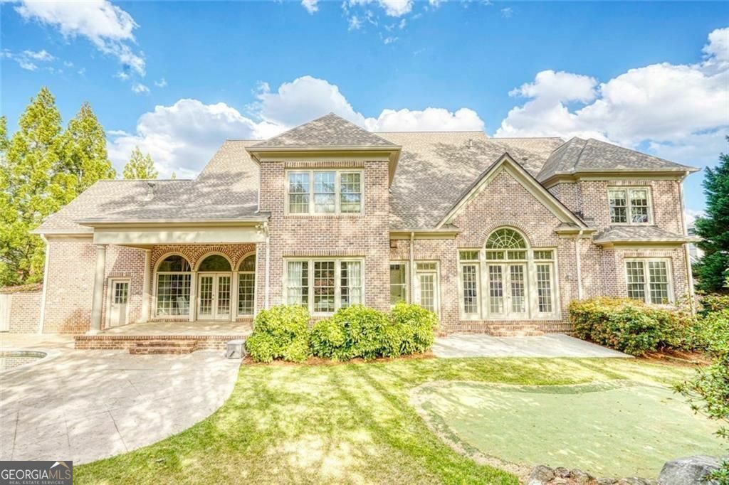 Property Photo: 2281 Bransley Place GA 30097