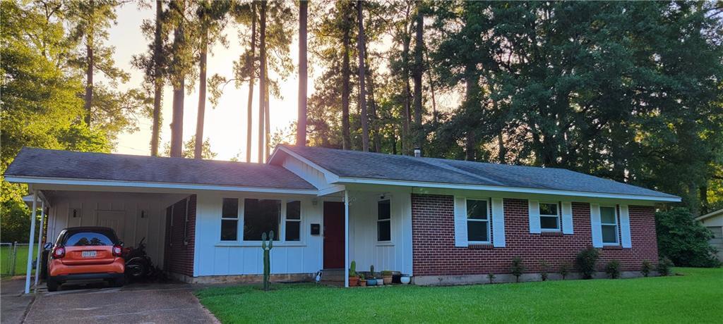 Property Photo: 120 Hembling Drive LA 71360