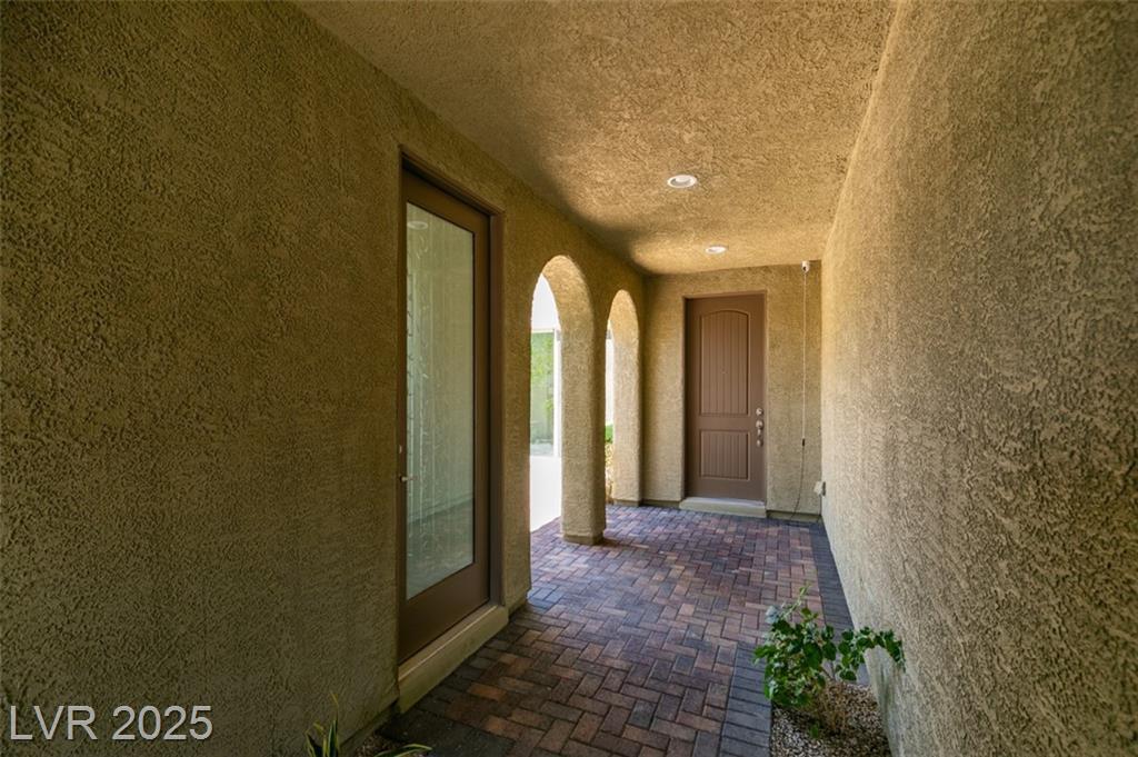Property Photo: 1027 Whitworth Avenue NV 89148