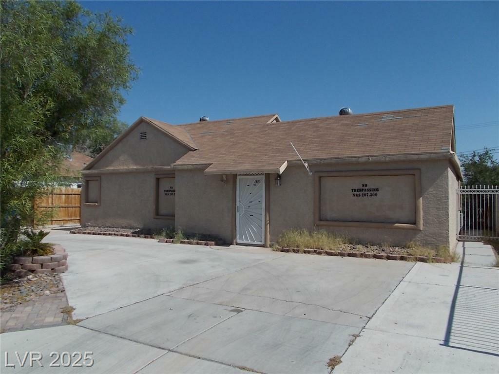 Property Photo: 1321 Griffith Avenue NV 89104