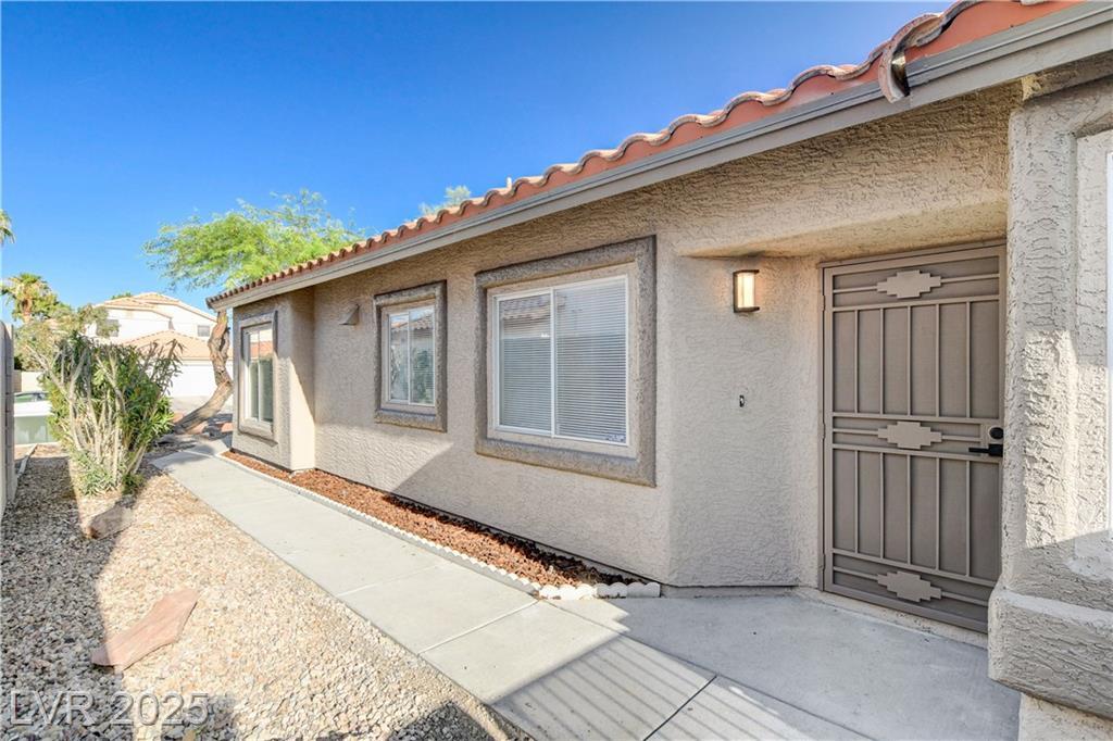 Property Photo: 1005 Transom Drive NV 89128