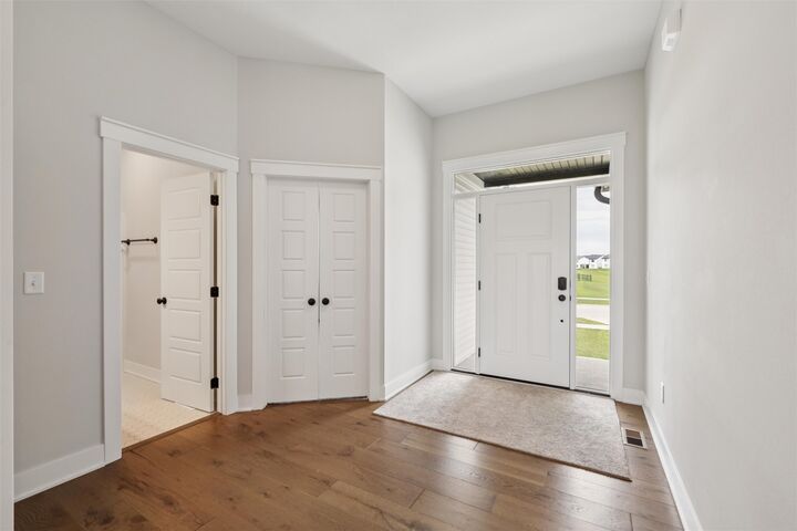 Property Photo: 109 Creekside Drive SW IA 50035