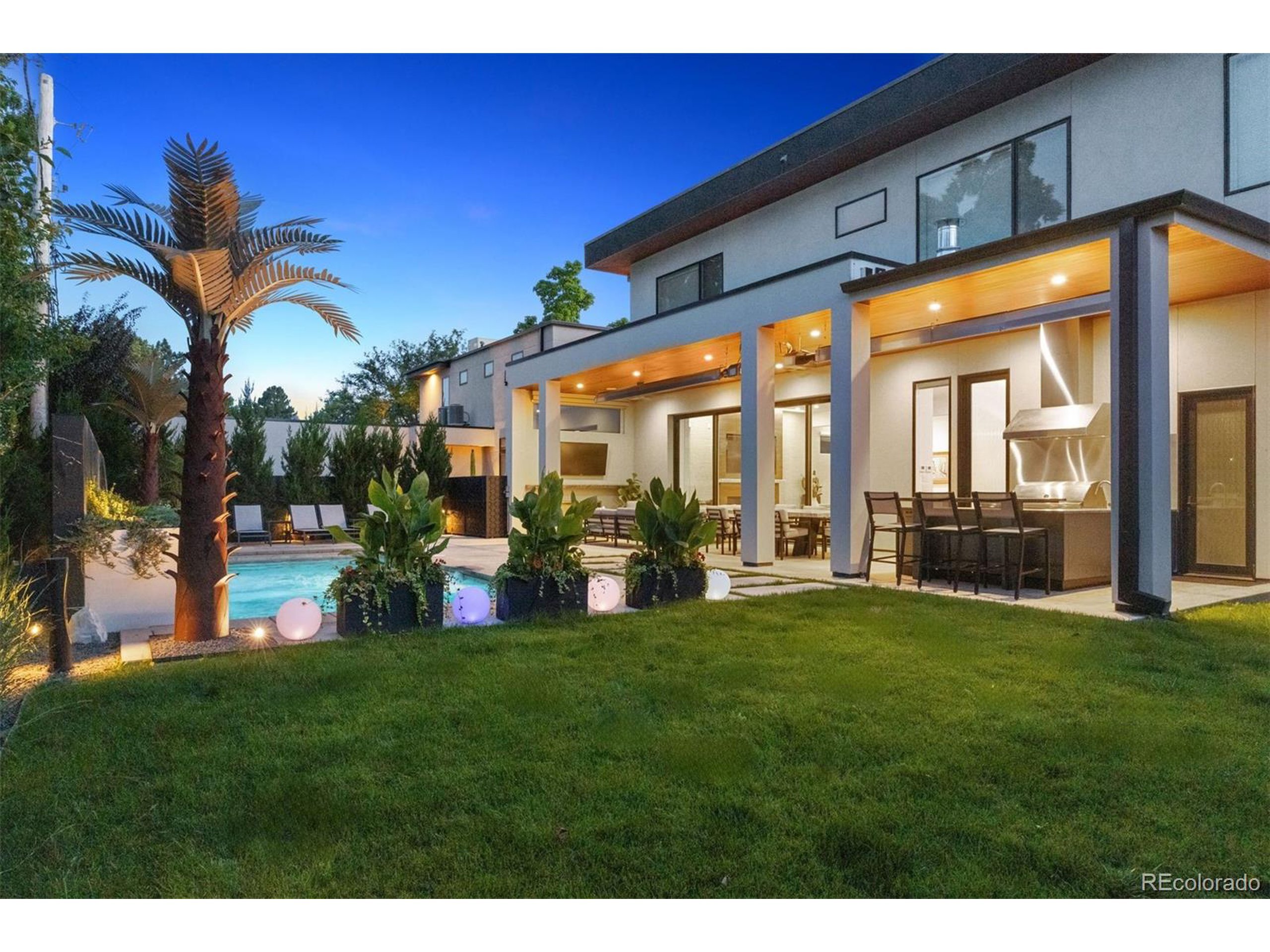 Property Photo: 164 S Fairfax St CO 80246