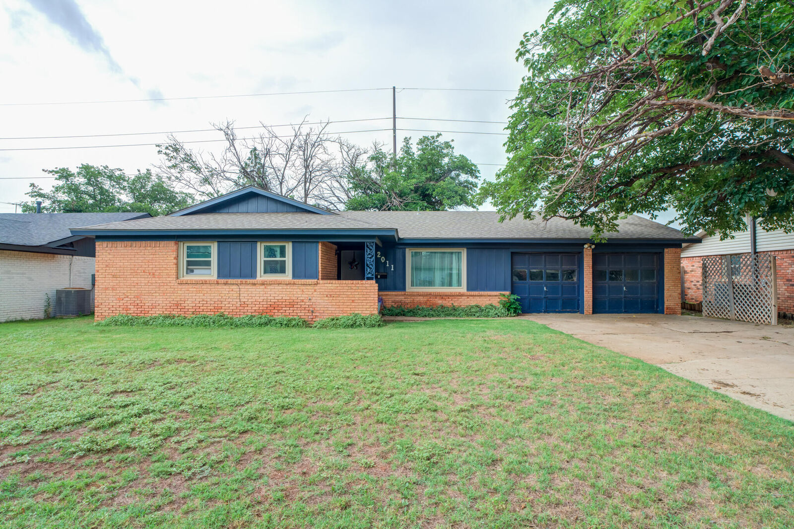 Property Photo: 2011 71st Street TX 79412