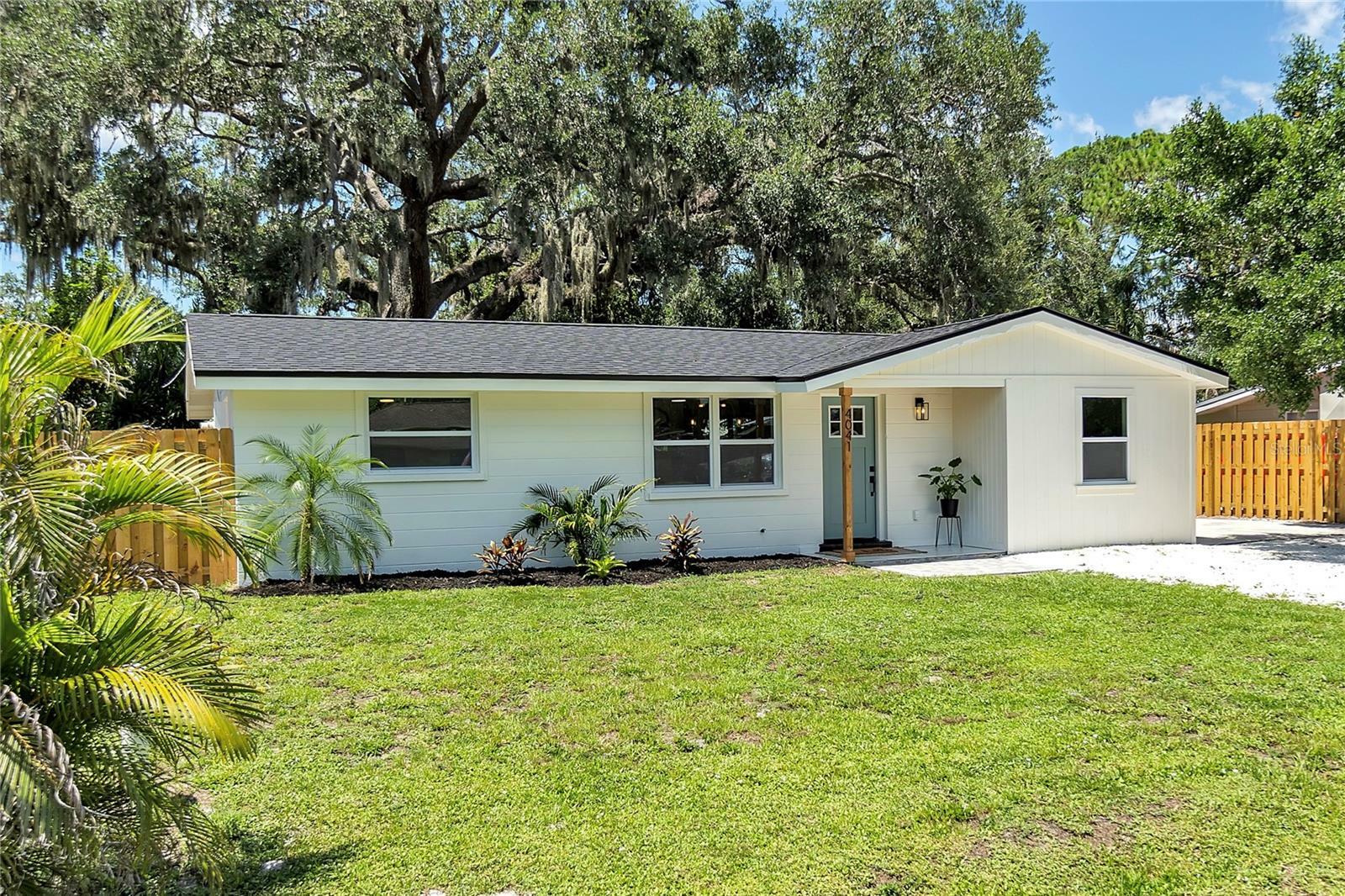 Property Photo: 4041 Linwood Street FL 34232