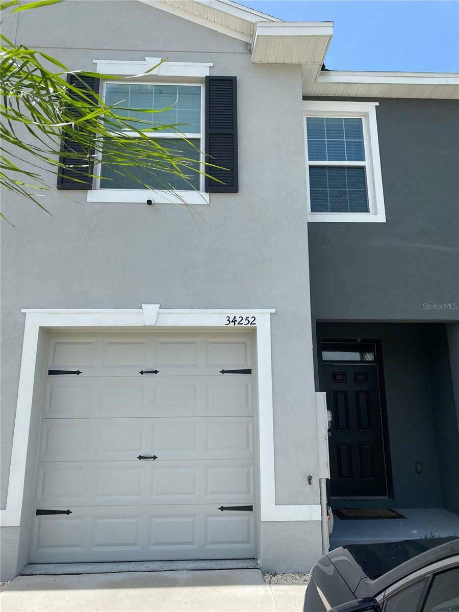 Property Photo: 34252 Redwood Dawn Lane FL 33543