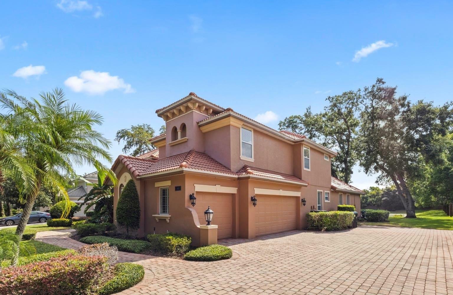 Property Photo: 1813 Glenbay Court FL 34786