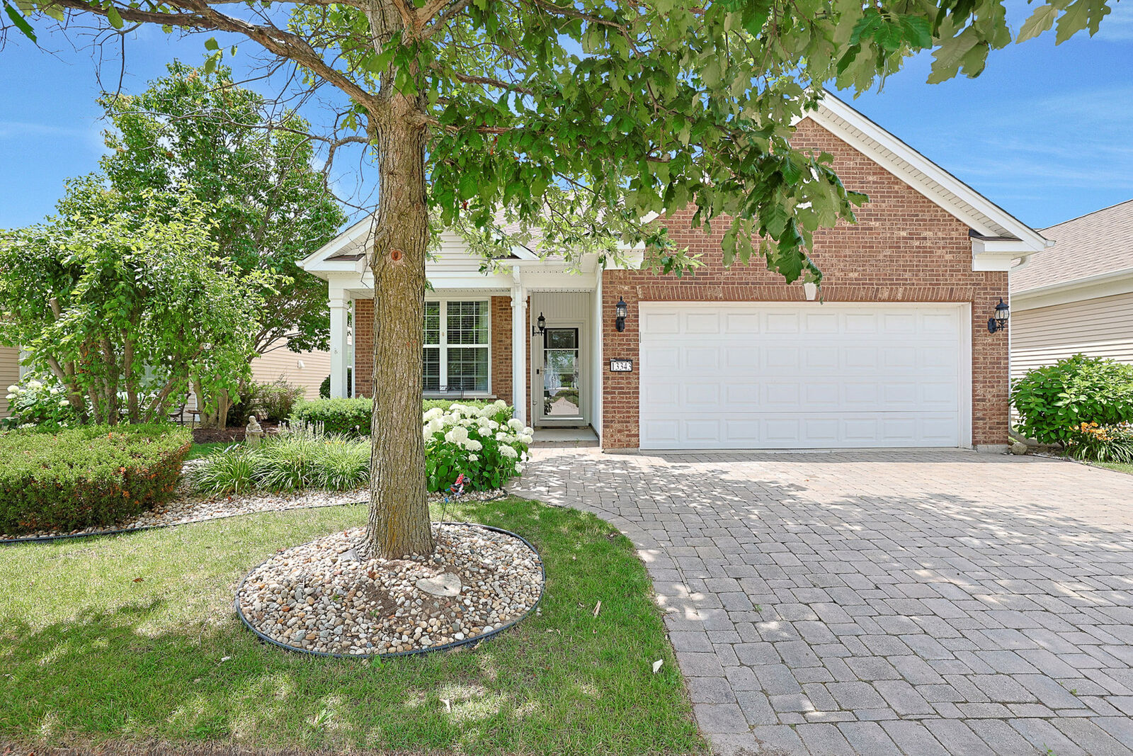 Property Photo: 13343 Bluebird Lane IL 60142