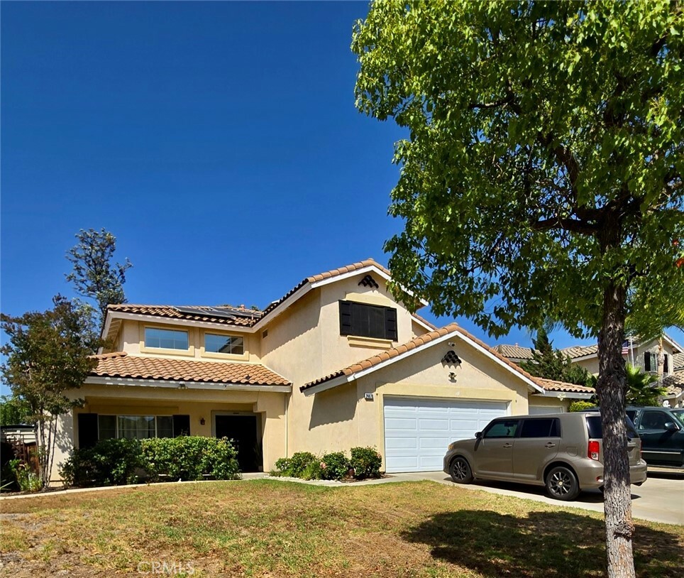 Property Photo: 24870 Appian Way CA 92562