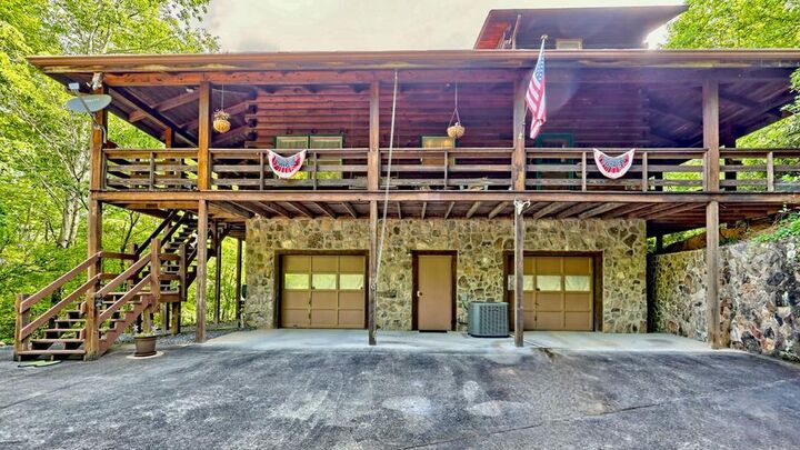 Property Photo:  7866 Upper Hightower Road  GA 30546