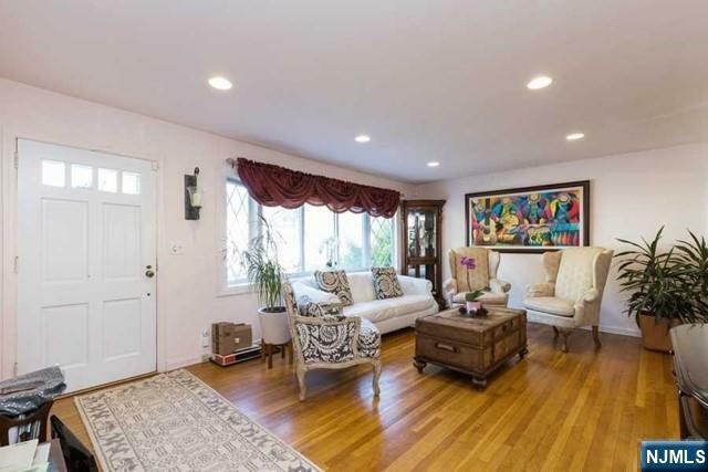 Property Photo:  106 Pleasant Street  NJ 07628 