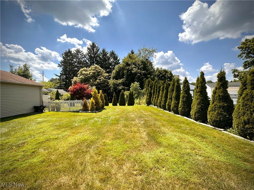 Property Photo: 1956 Country Club Avenue OH 44514