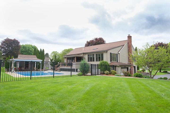 Property Photo:  106 Willard Way  NH 03865 