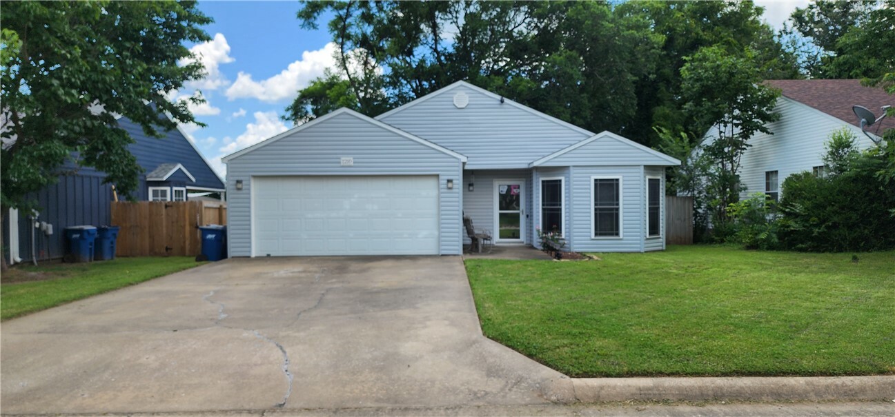 1210 Spring Street  Bentonville AR 72712 photo