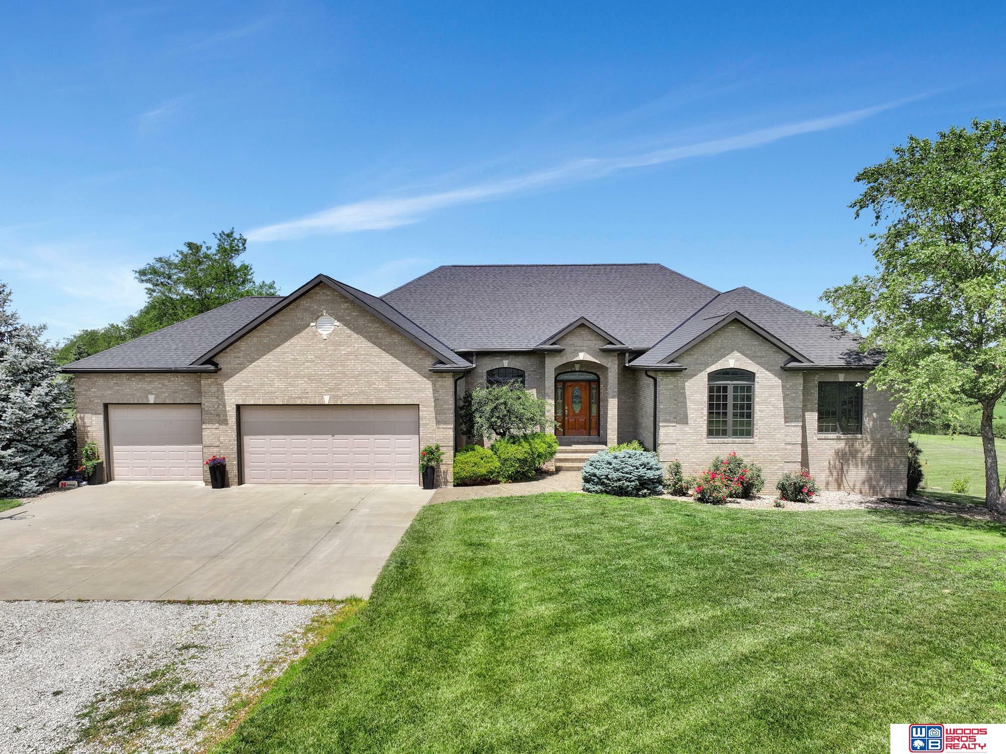 8700 Liana Lane  Lincoln NE 68517 photo