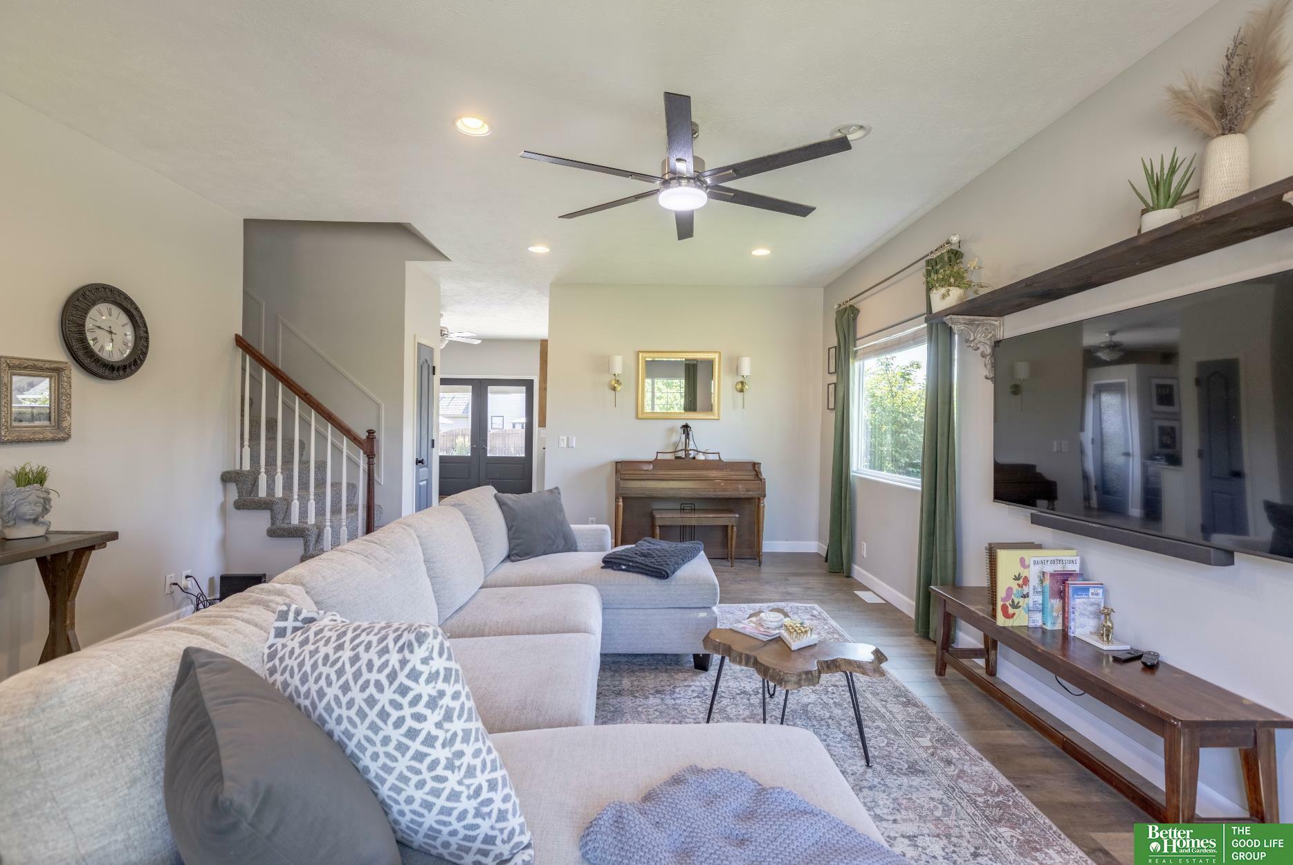 Property Photo: 5981 S 186th Avenue NE 68135