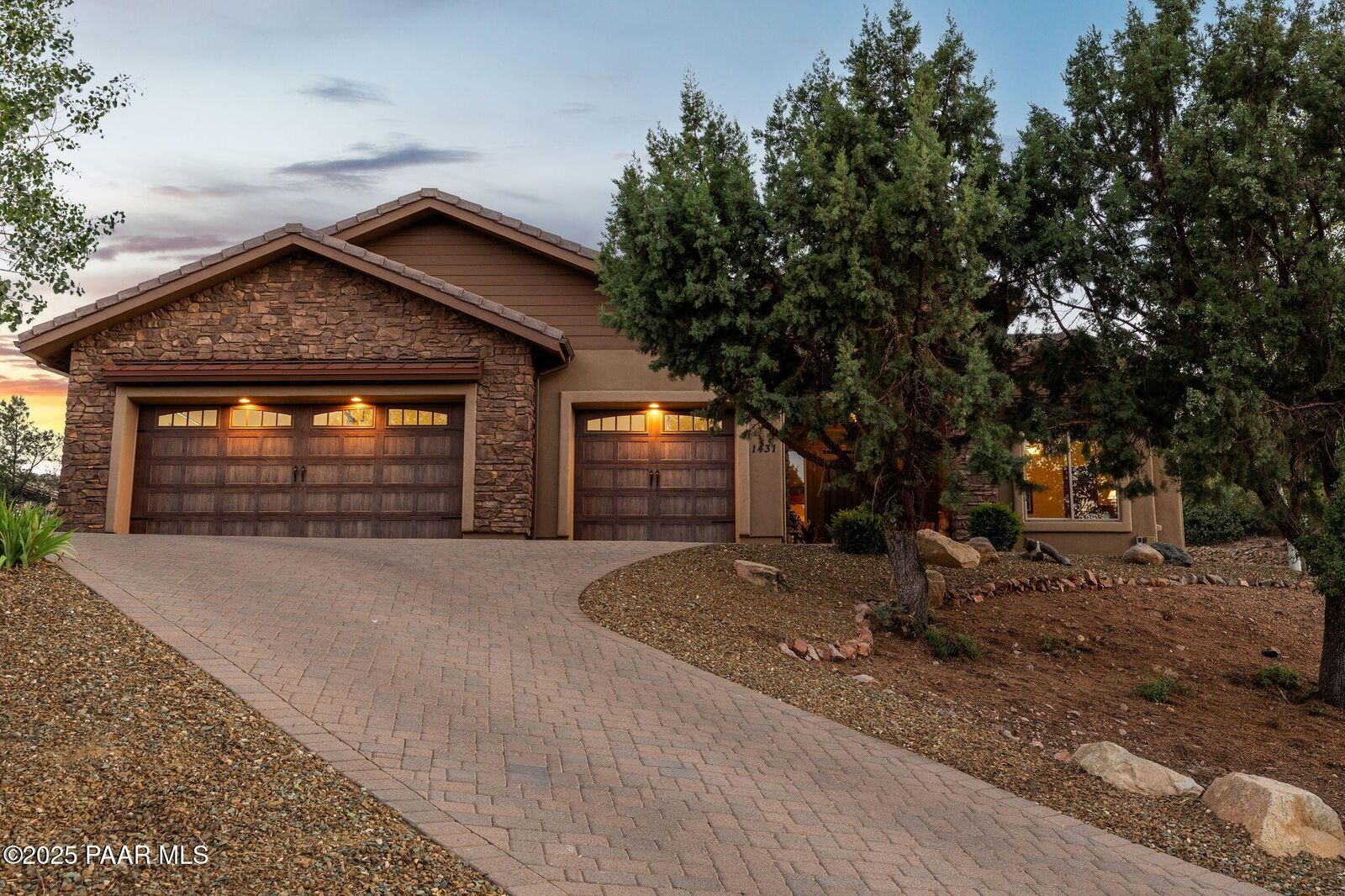 Property Photo:  1431 Hollowside Way  AZ 86305 