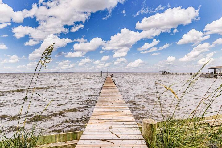 Property Photo: 4648 Hickory Shores Blvd FL 32563