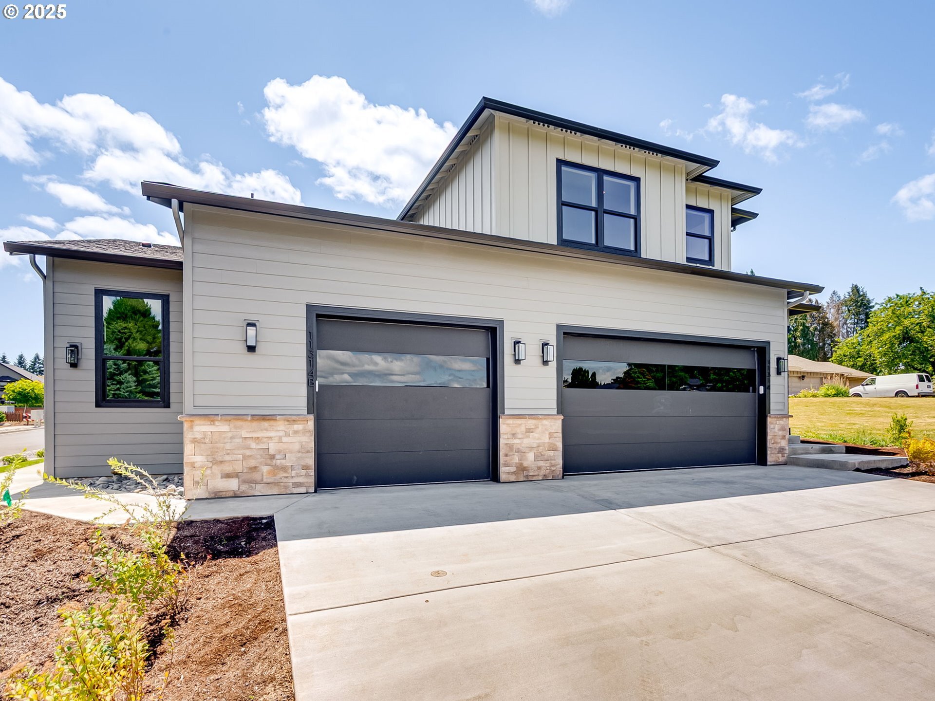 Property Photo:  11314 NW 19th Ave  WA 98685 