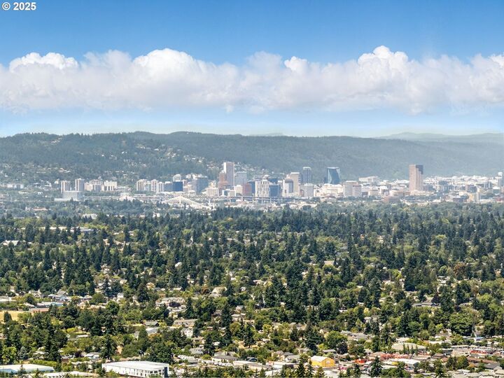 Property Photo: 9433 SE Scotts Ridge Ct OR 97086