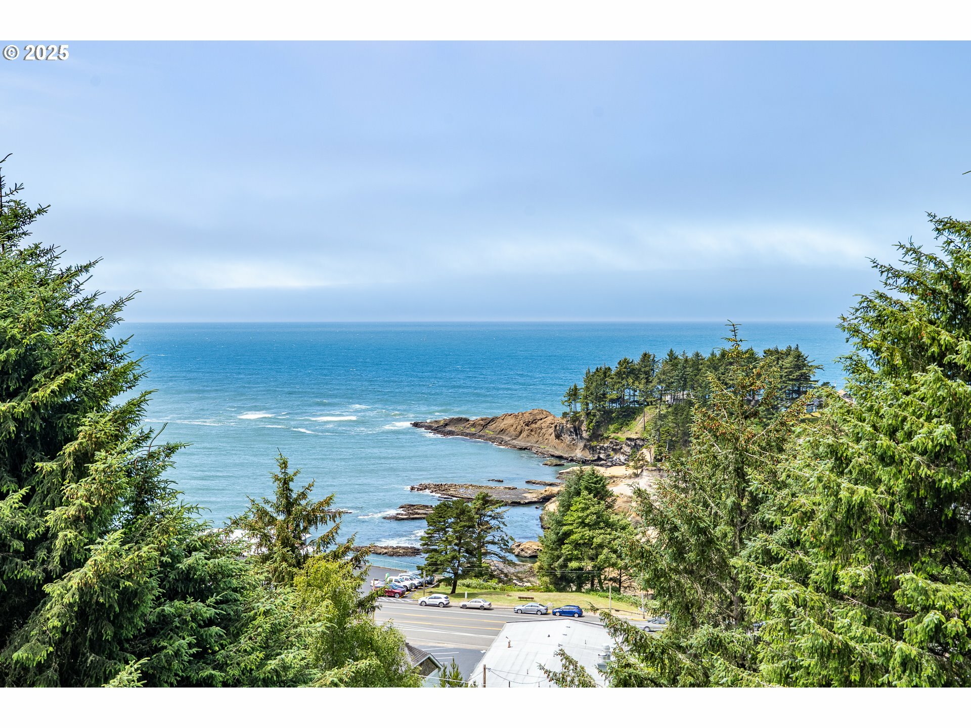 Property Photo: 340 NE Vista Terrace Ave OR 97341