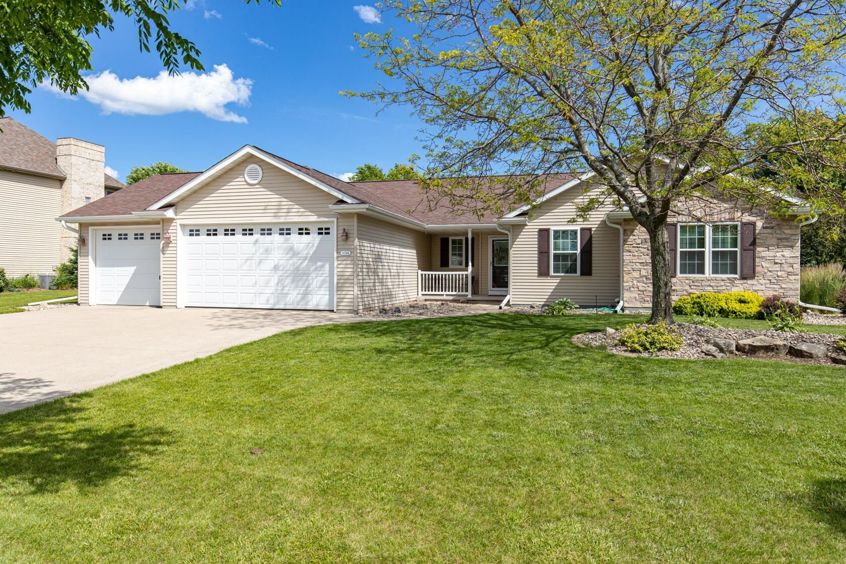 N1766 Medina Drive  Greenville WI 54942 photo