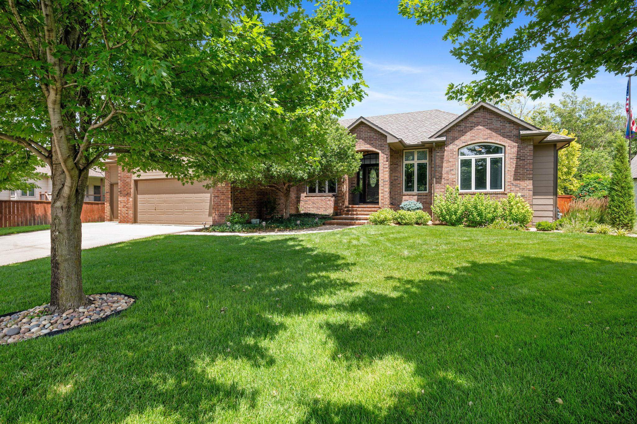1357 N Hickory Creek Ct  Wichita KS 67235 photo