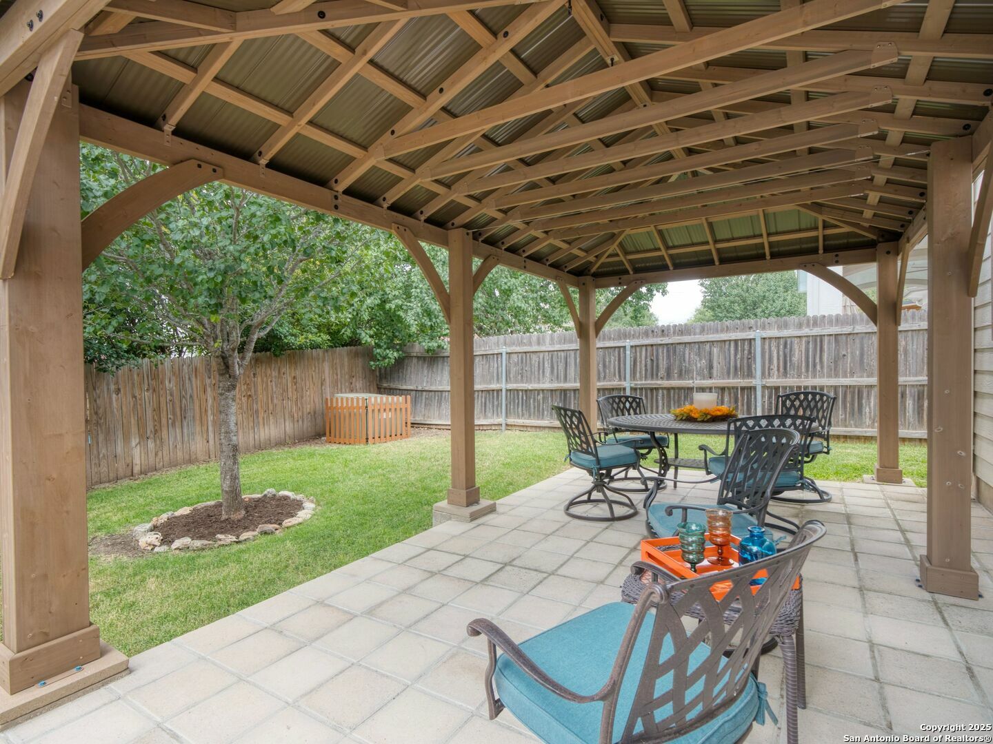 Property Photo: 5 Greta Dr TX 78248