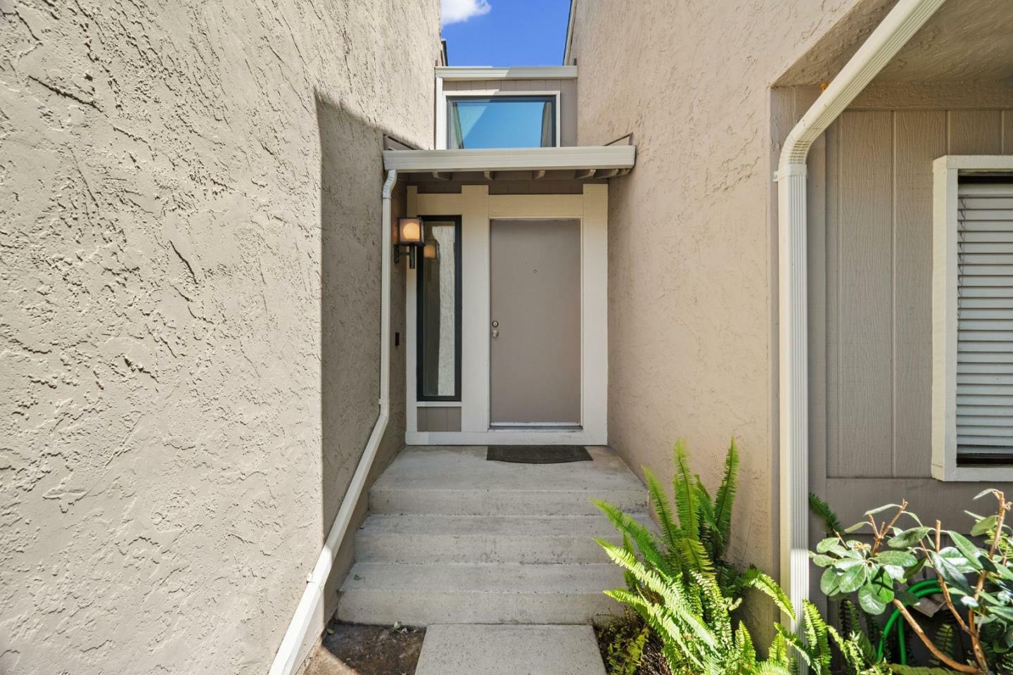 Property Photo: 6606 Old Mill Court CA 95120