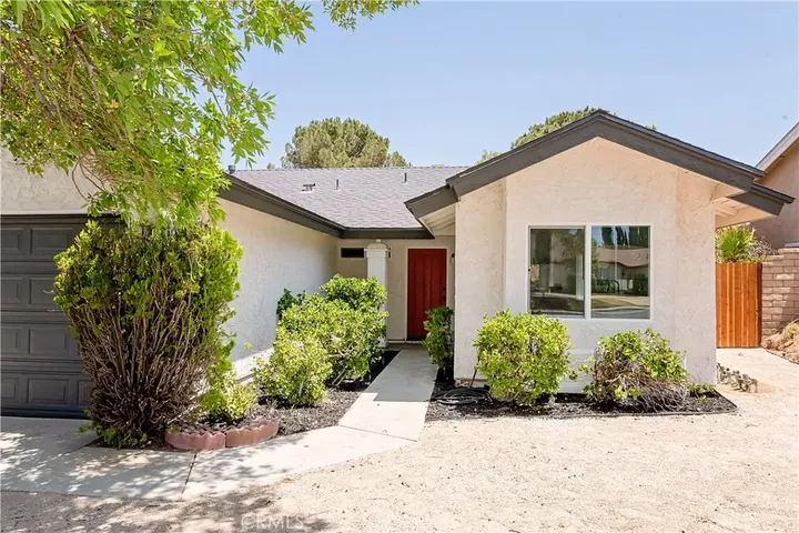 Property Photo:  36908 Spanish Broom Drive  CA 93550 